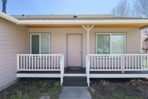21375 Puffin Drive Bend OR 97701