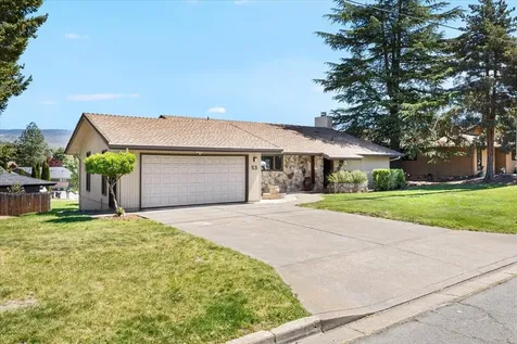 53 S Foothill Road Medford OR 97504