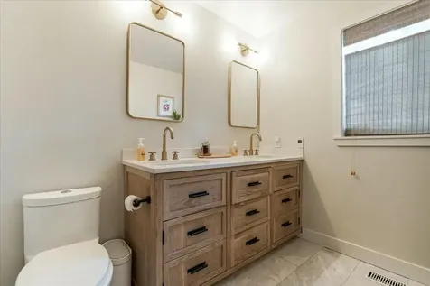 2727 NW Rainbow Court Bend OR 97703