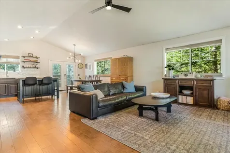 2727 NW Rainbow Court Bend OR 97703