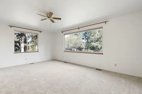61866 Dobbin Road Bend OR 97702