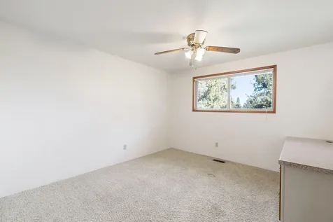 61866 Dobbin Road Bend OR 97702
