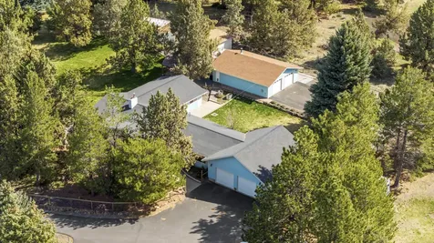61866 Dobbin Road Bend OR 97702