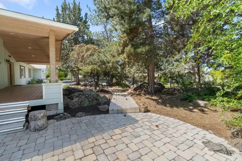 61866 Dobbin Road Bend OR 97702