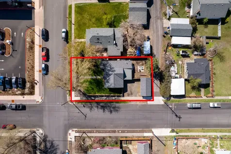 305 SW 9th Street Redmond OR 97756