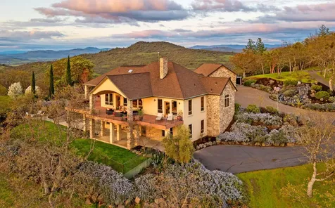 4137 Dry Creek Road Medford OR 97504