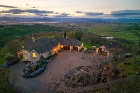 4137 Dry Creek Road Medford OR 97504