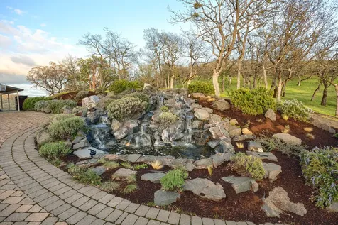 4137 Dry Creek Road Medford OR 97504