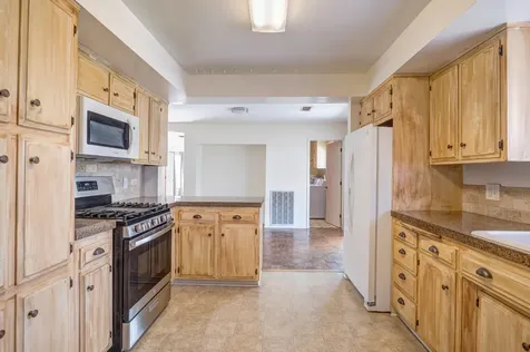 1128 SE Rogue Drive Grants Pass OR 97526