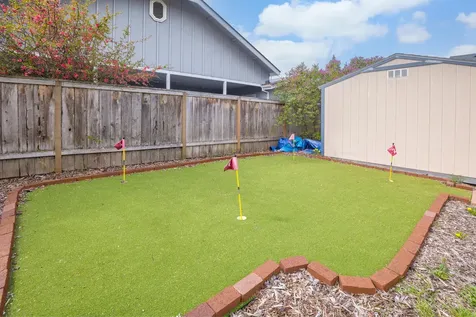 1128 SE Rogue Drive Grants Pass OR 97526