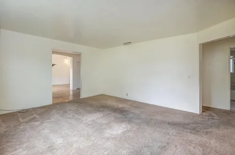 1128 SE Rogue Drive Grants Pass OR 97526