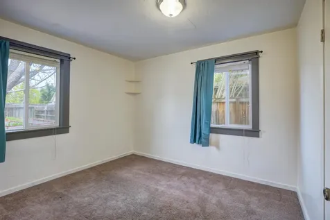 1128 SE Rogue Drive Grants Pass OR 97526