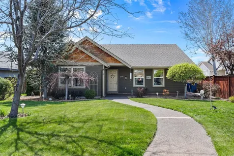 1144 NW Spruce Avenue Redmond OR 97756