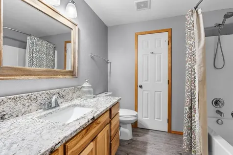 1144 NW Spruce Avenue Redmond OR 97756