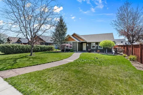 1144 NW Spruce Avenue Redmond OR 97756