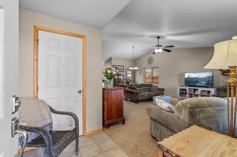 1144 NW Spruce Avenue Redmond OR 97756