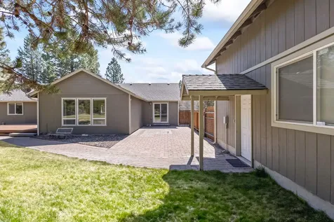 15958 Sparks Drive La Pine OR 97739