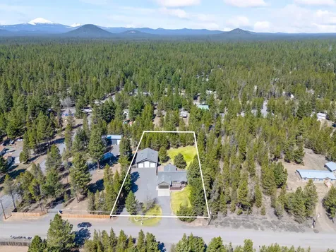 15958 Sparks Drive La Pine OR 97739