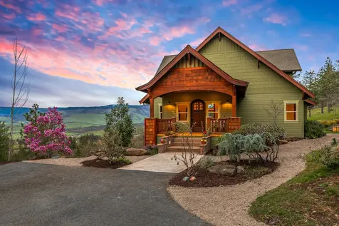 2208 Lupine Drive Ashland OR 97520