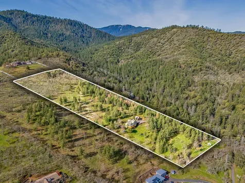 2208 Lupine Drive Ashland OR 97520