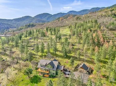 2208 Lupine Drive Ashland OR 97520