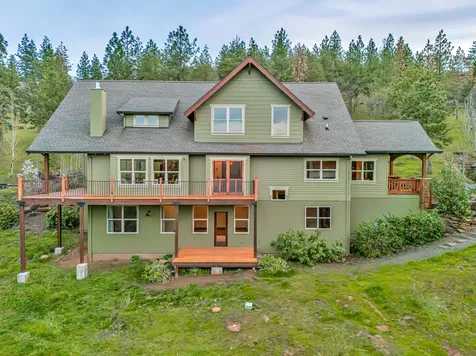 2208 Lupine Drive Ashland OR 97520