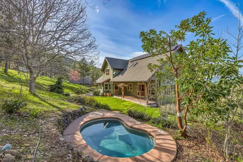 2208 Lupine Drive Ashland OR 97520