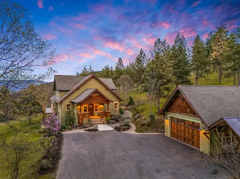 2208 Lupine Drive Ashland OR 97520