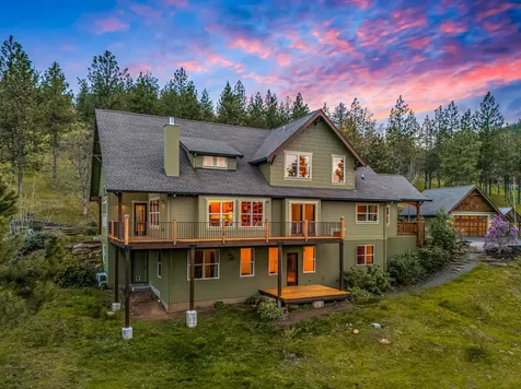 2208 Lupine Drive Ashland OR 97520