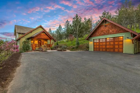 2208 Lupine Drive Ashland OR 97520