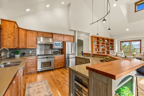 2208 Lupine Drive Ashland OR 97520