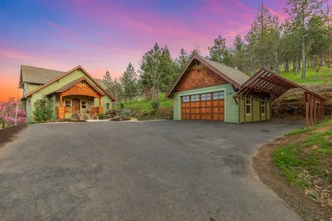 2208 Lupine Drive Ashland OR 97520