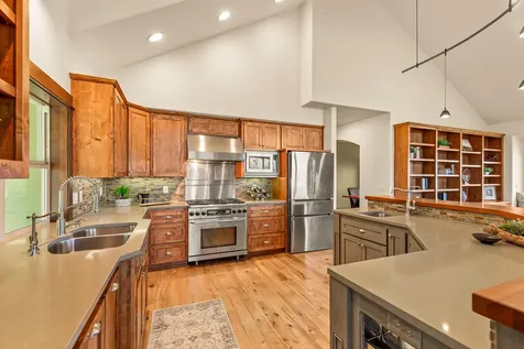 2208 Lupine Drive Ashland OR 97520