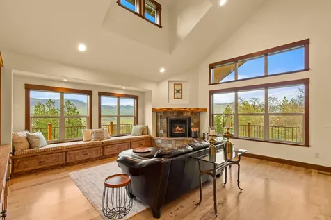 2208 Lupine Drive Ashland OR 97520