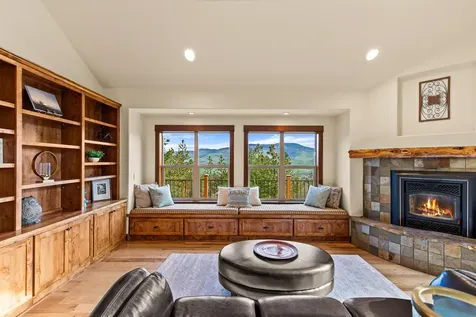 2208 Lupine Drive Ashland OR 97520