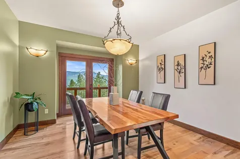 2208 Lupine Drive Ashland OR 97520