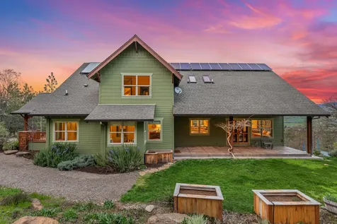 2208 Lupine Drive Ashland OR 97520