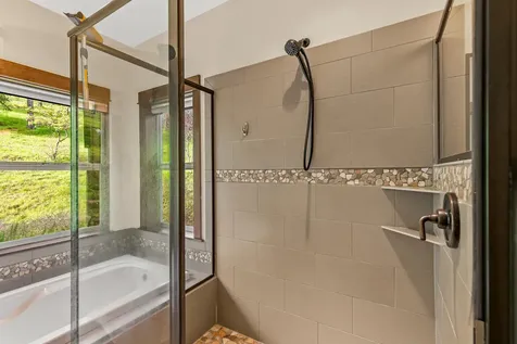 2208 Lupine Drive Ashland OR 97520