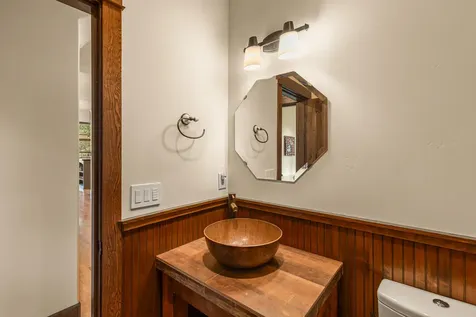 2208 Lupine Drive Ashland OR 97520