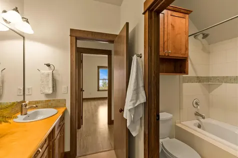 2208 Lupine Drive Ashland OR 97520