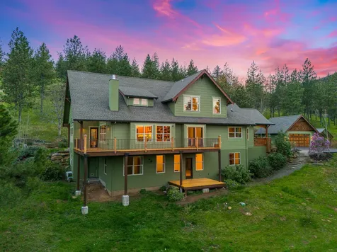 2208 Lupine Drive Ashland OR 97520