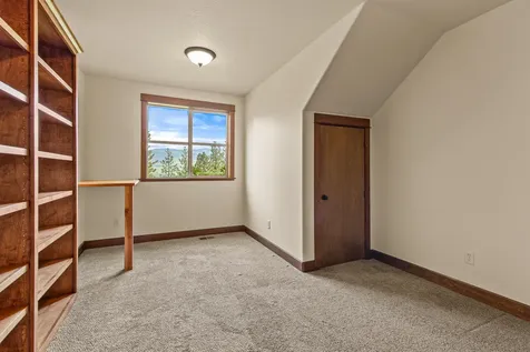 2208 Lupine Drive Ashland OR 97520