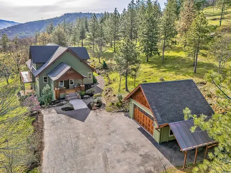 2208 Lupine Drive Ashland OR 97520