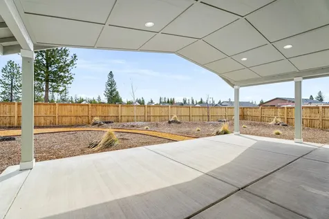 51780 Morning Pine Drive La Pine OR 97739