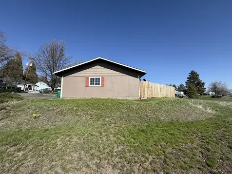 1804 Birch Street Klamath Falls OR 97601