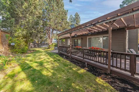 19858 Powers Road Bend OR 97702
