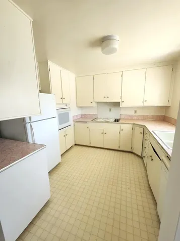 180 Dahlia Street Klamath Falls OR 97601