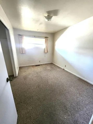 180 Dahlia Street Klamath Falls OR 97601