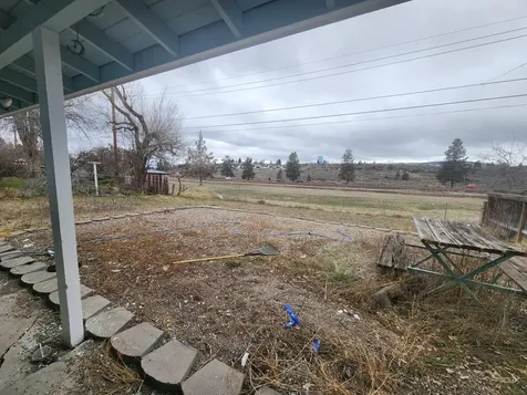 180 Dahlia Street Klamath Falls OR 97601
