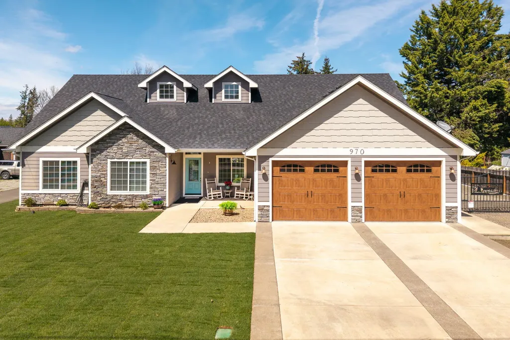 970 Shafer Lane Medford OR 97501